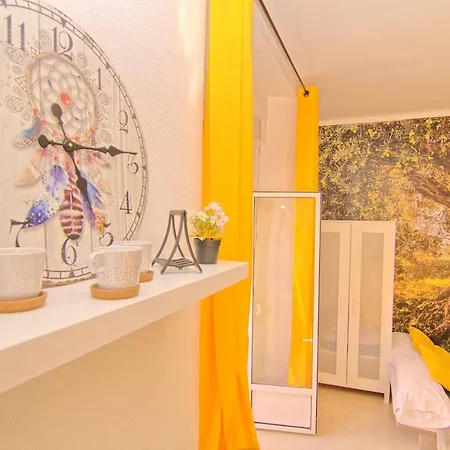 Balcony & Room Malaga Centro Exterior photo